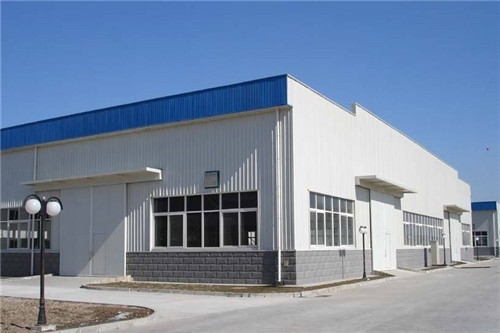 鋼結(jié)構(gòu)廠房材料選擇，鋼結(jié)構(gòu)廠房材料選型要點(diǎn)及影響因素分析 行業(yè)新聞 第4張