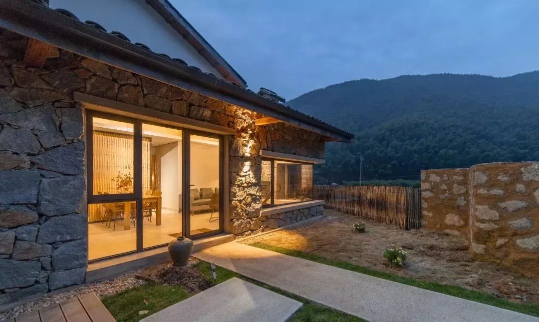 民宿設(shè)計(jì)效果圖大全 外觀圖片，幾種不同風(fēng)格的標(biāo)題供你參考，，超全民宿設(shè)計(jì)效果圖與外觀圖片大賞，一站式看遍民宿設(shè)計(jì)效果圖及外觀美圖，民宿設(shè)計(jì)靈感庫，海量效果圖與外觀 行業(yè)新聞 第4張